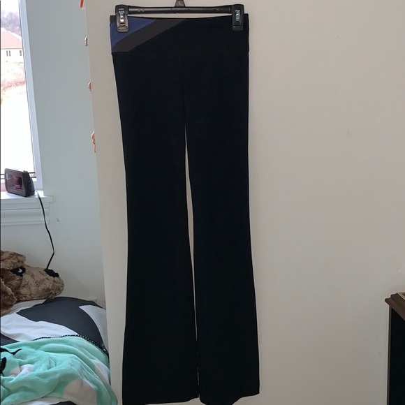 UA yoga pants - Picture 1 of 2